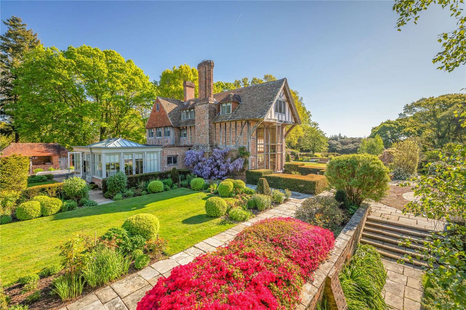 Grade II listed country house, Lyndhurst