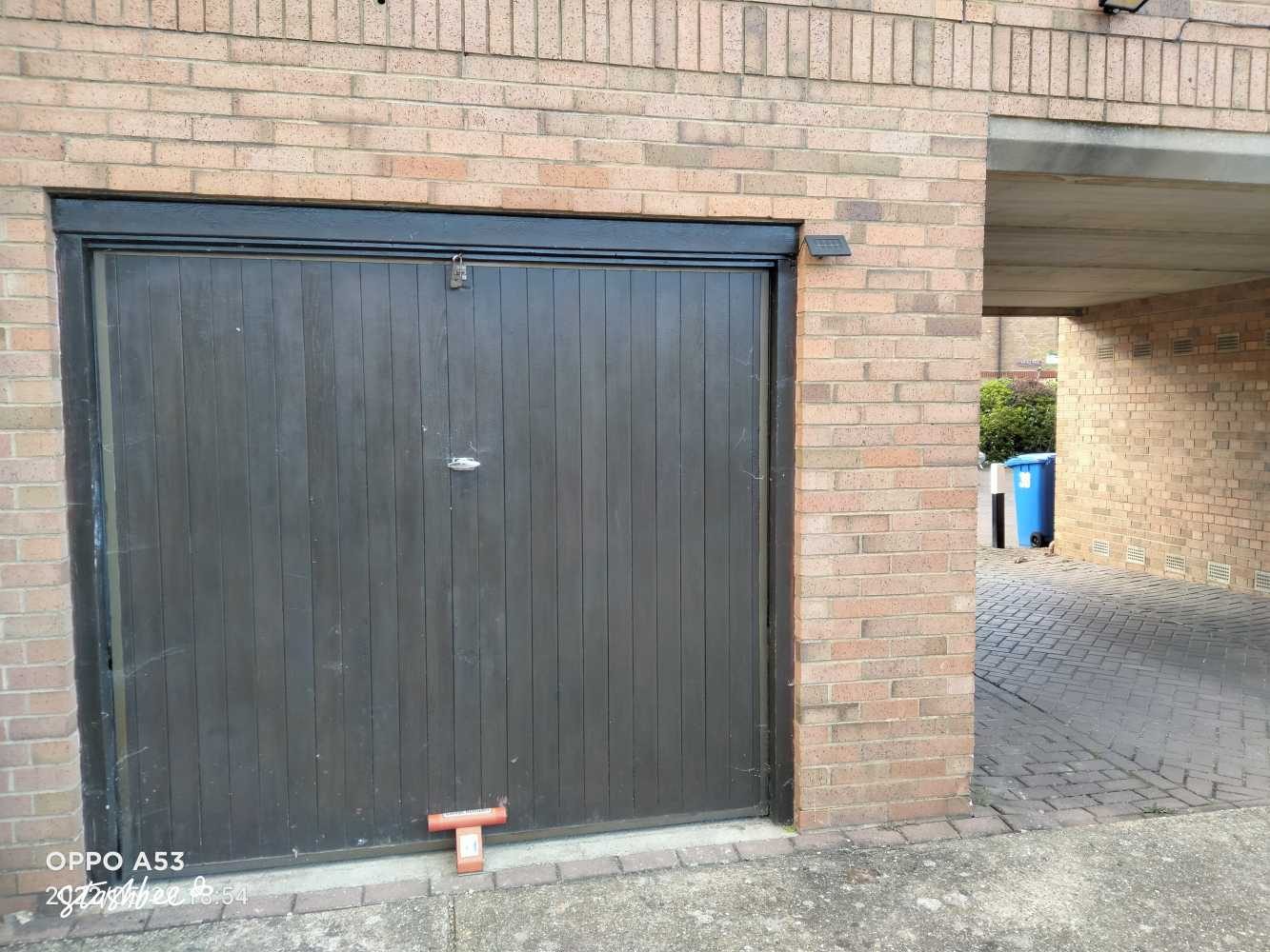 Garage to Rent in South East London, SE16