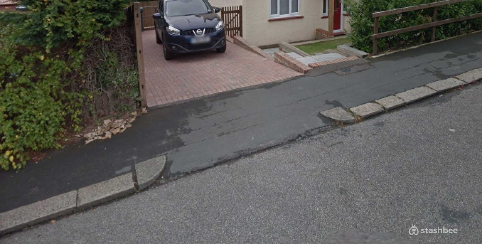 Parking Space to Rent in Redhill, RH1