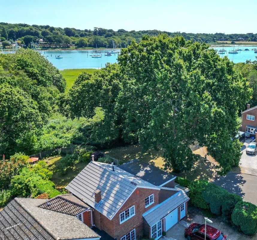 Kingfisher Close, Hamble, Southampton...