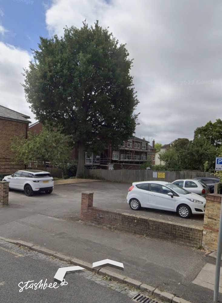 Parking Space to Rent in South West London, SW20
