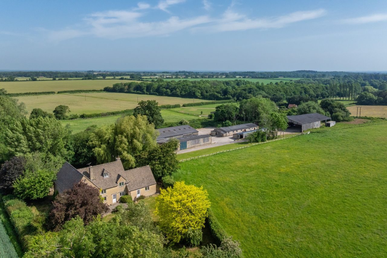 FOR SALE – Oakfield Farm, Easton Piercy, Kington St. Michael, Chippenham