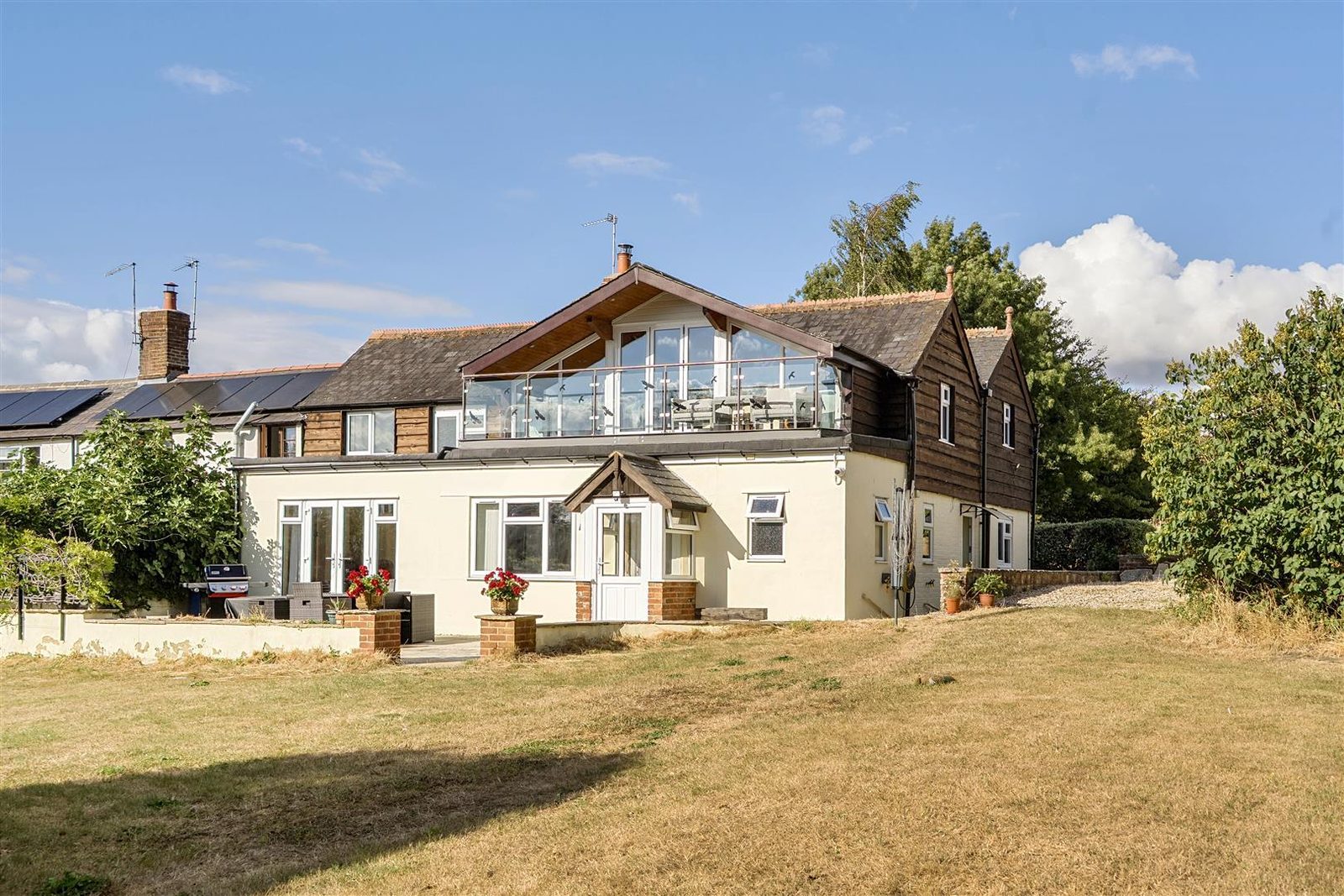 Equestrian with outbuildings in Blandford Forum