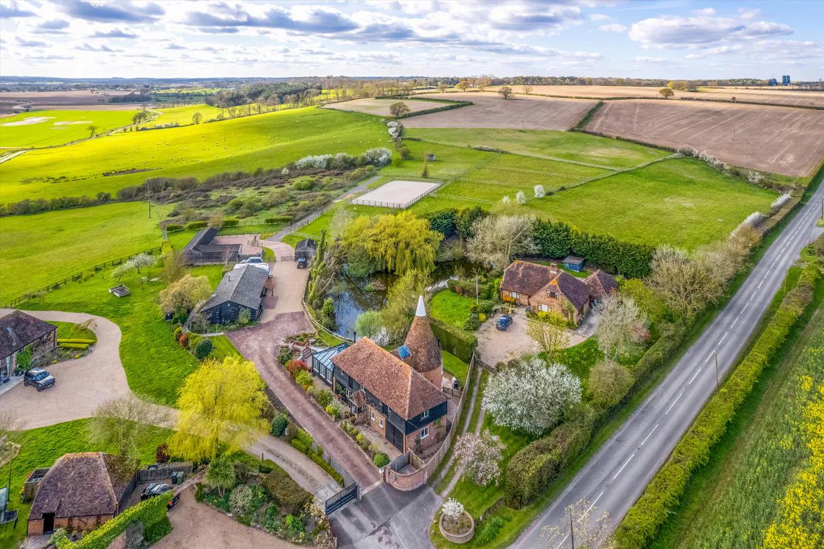 Equestrian with outbuildings, Kent TN30