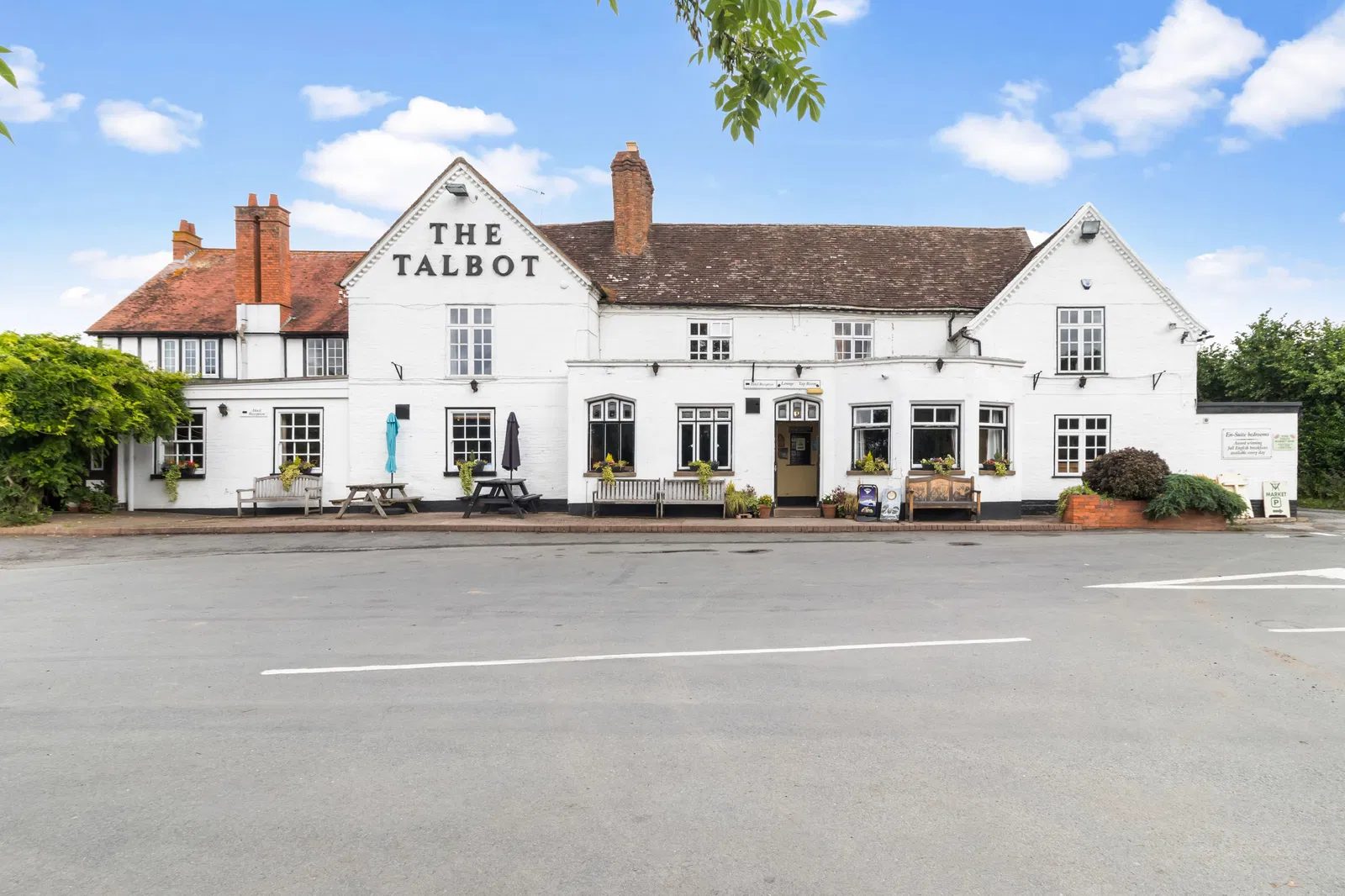 The Talbot Inn Knightwick Worcester WR6 5PH
