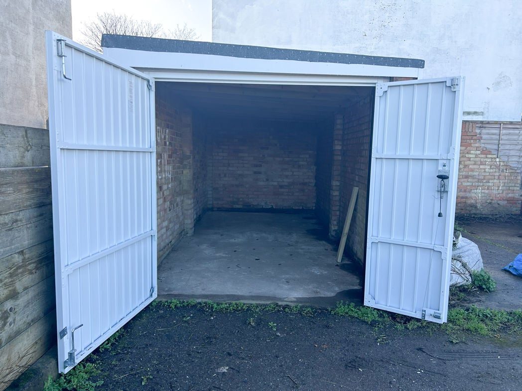 Waterside View Rd, Sheerness