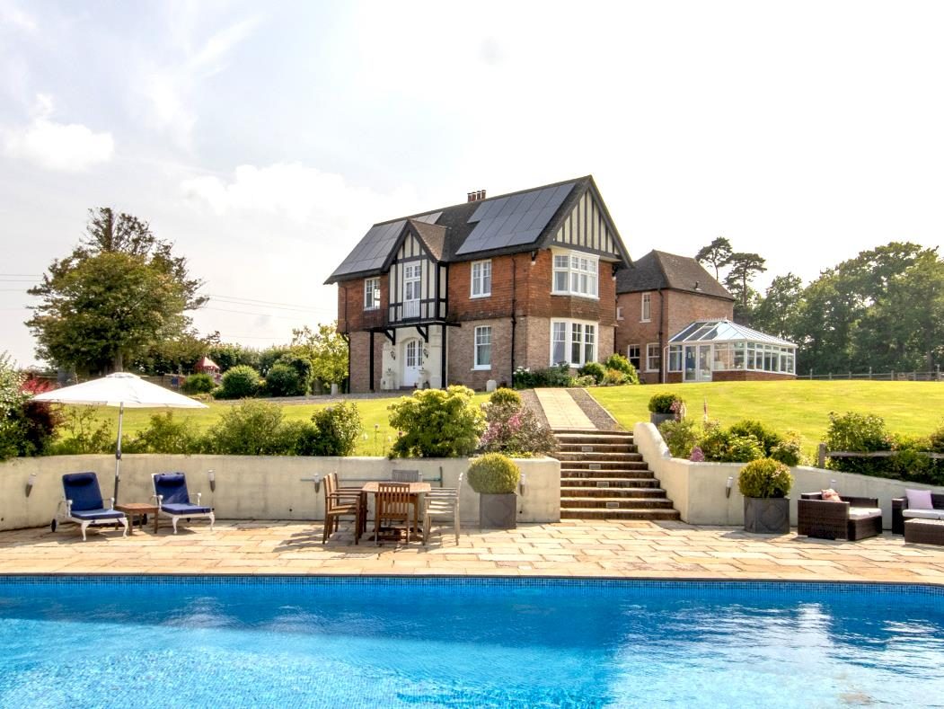 Burwash Road, Broad Oak, East Sussex