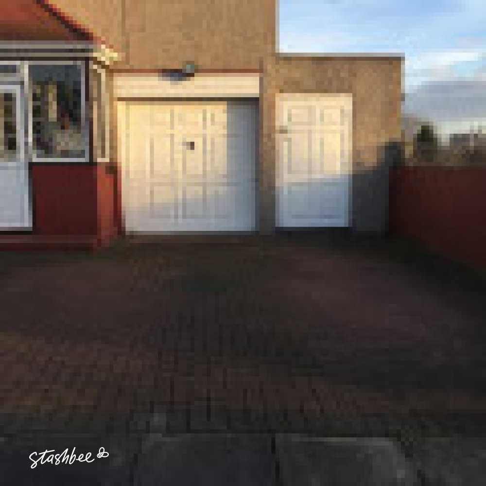 Parking Space to Rent in London, W7