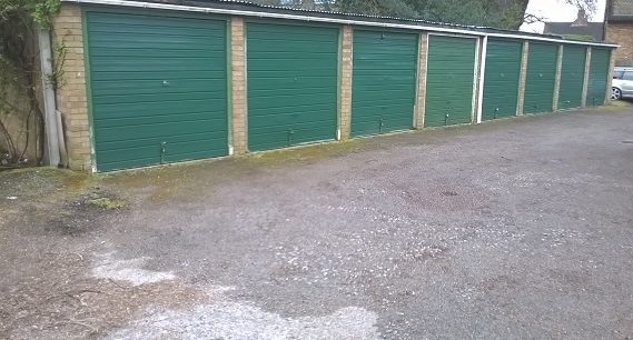 R/O 1-27 Harris Close