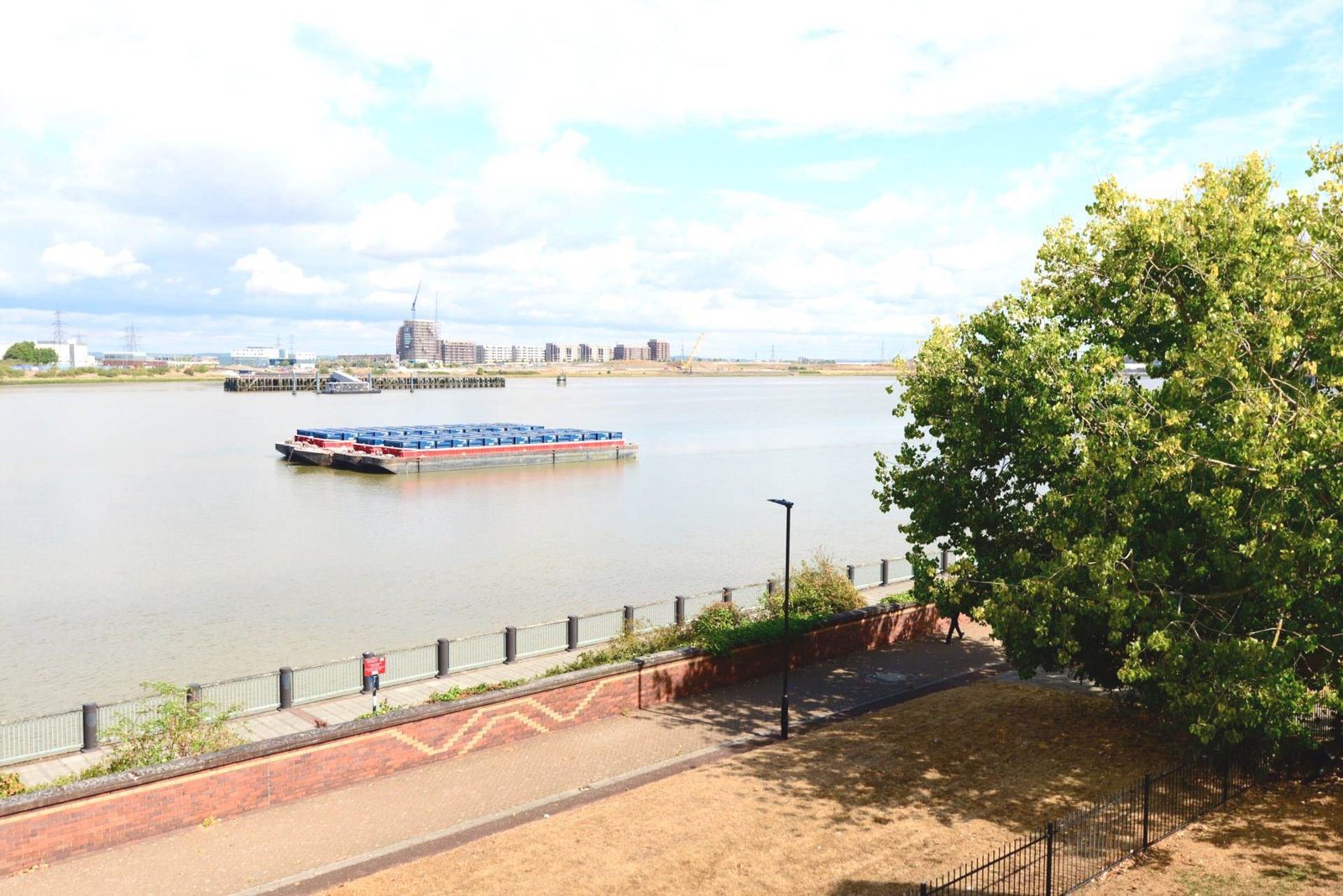 Greenhaven Drive, Thamesmead, SE28 8FU