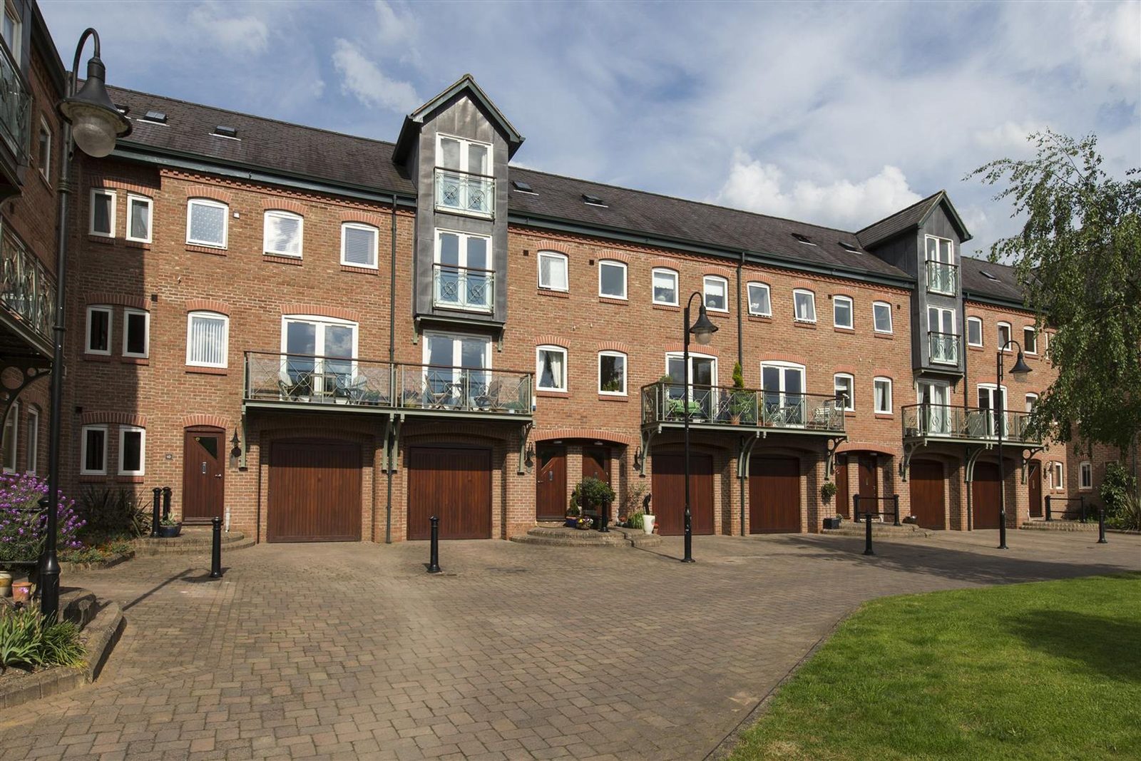 Rock Mill Lane, Leamington Spa, CV32