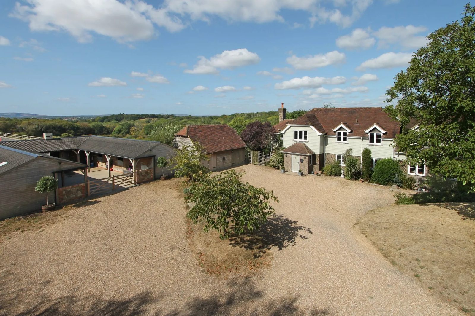 Herstmonceux: equestrian