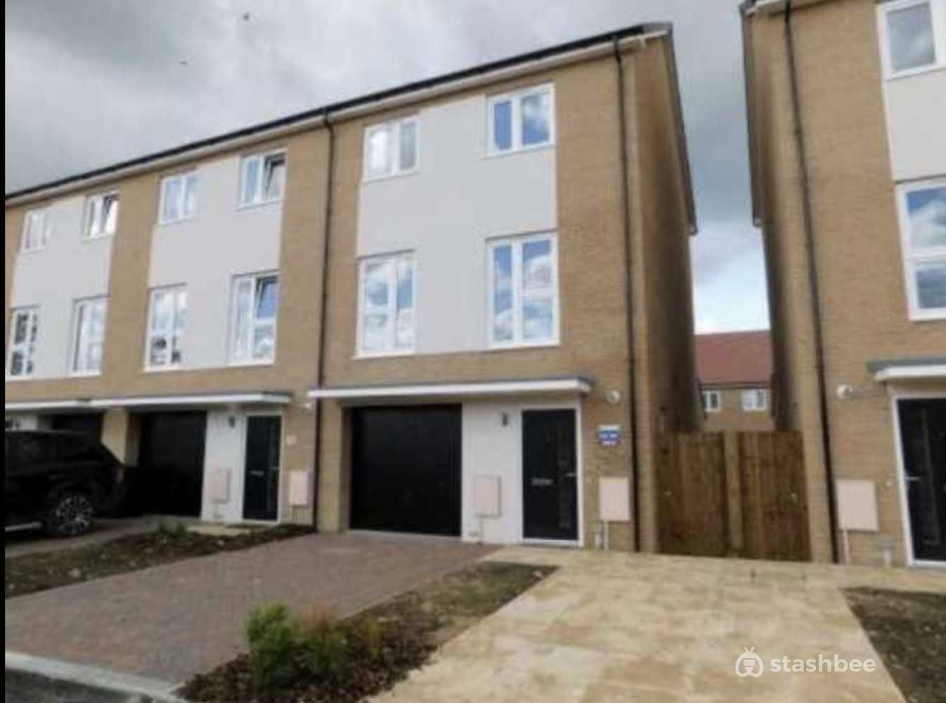 Parking Space to Rent in Peterborough, PE3