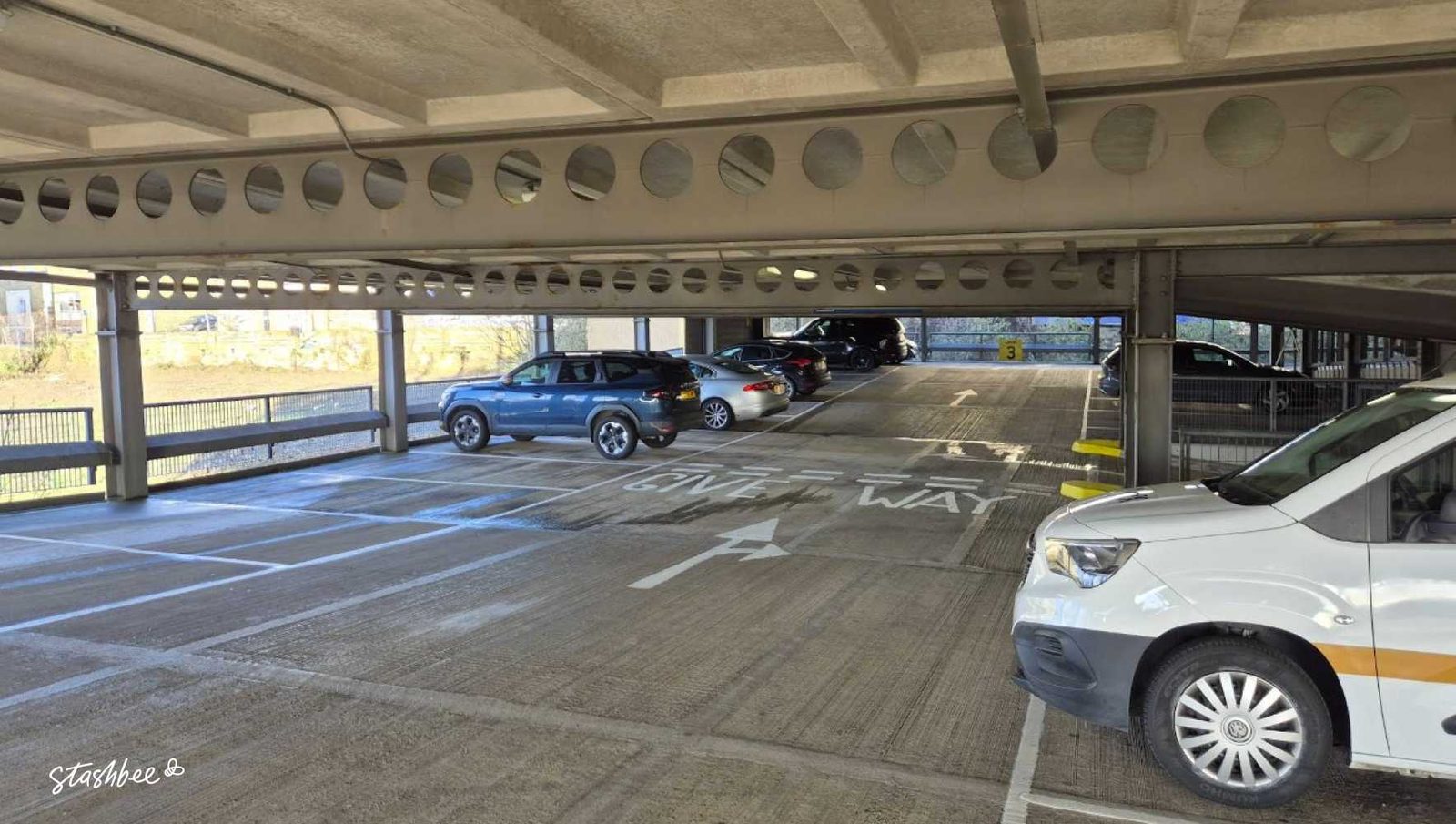 Parking Space to Rent in Bradford, BD1