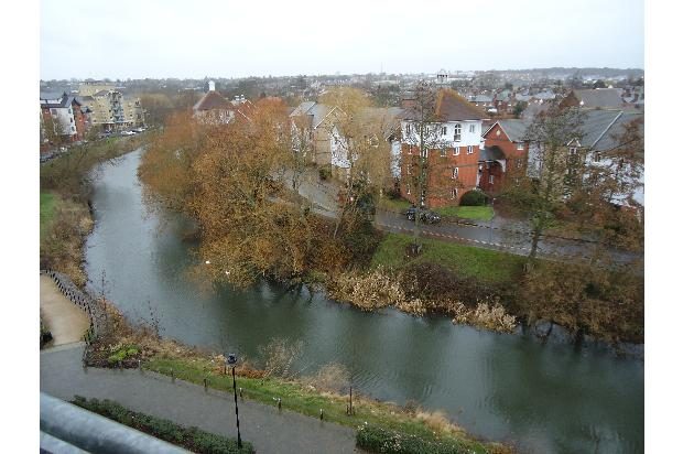 2 Bedroom Flat Let in COLCHESTER, CO3
