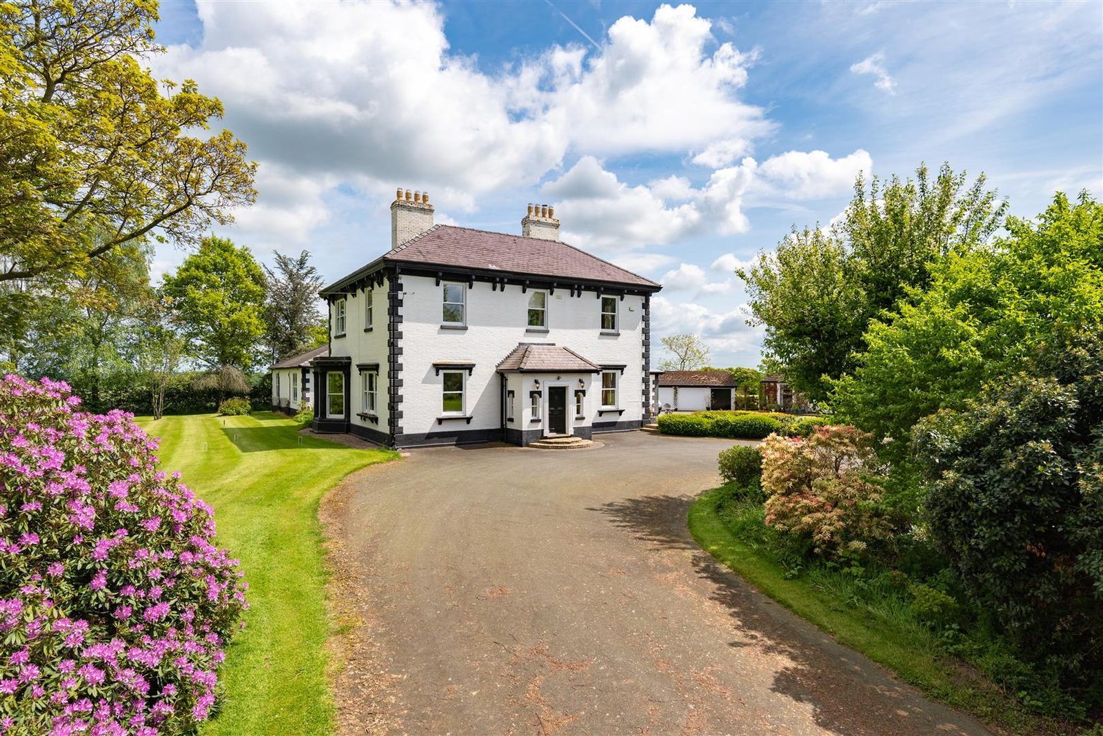 Oswestry: period country house