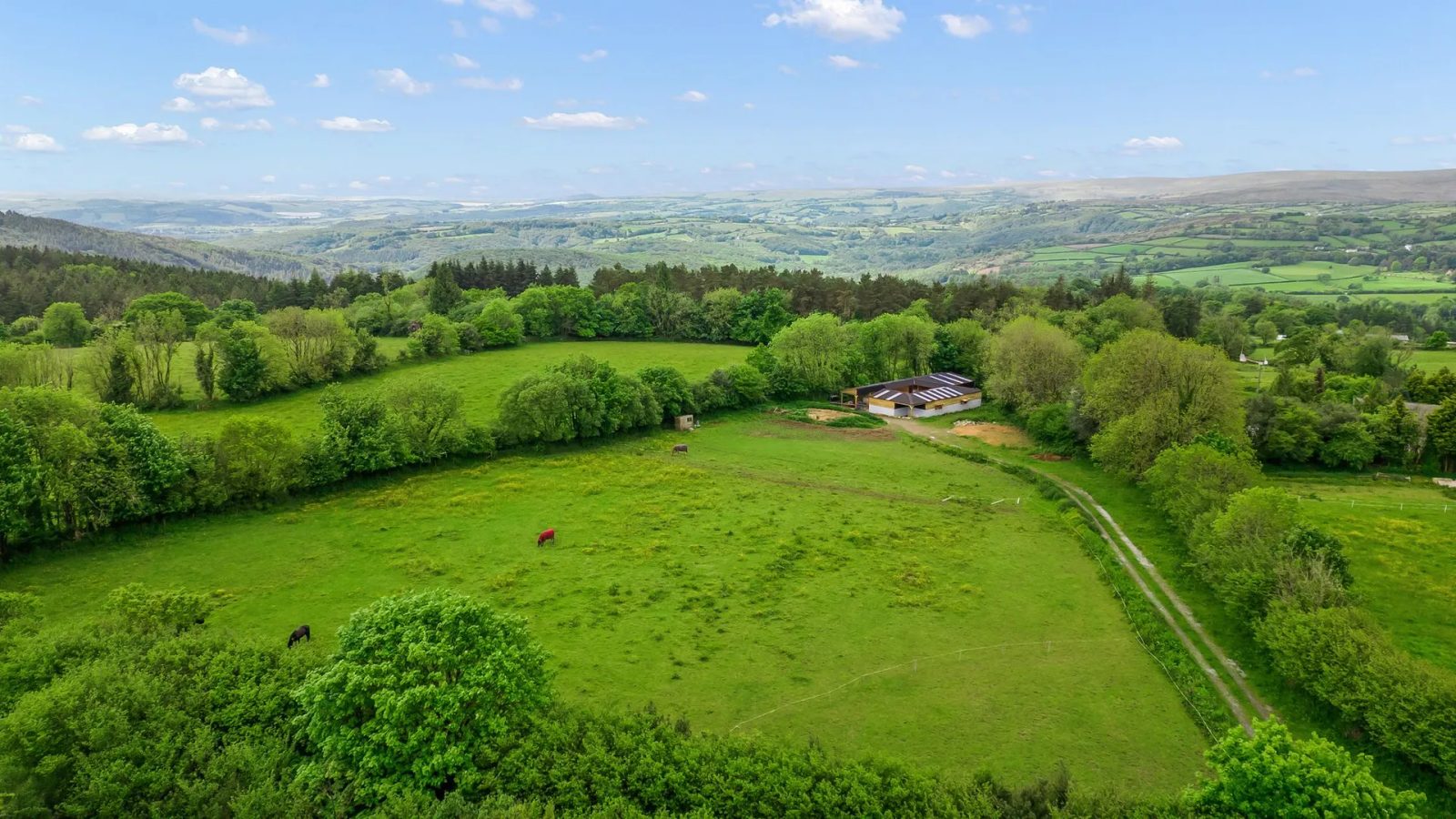 Equestrian with outbuildings, Newton Abbot