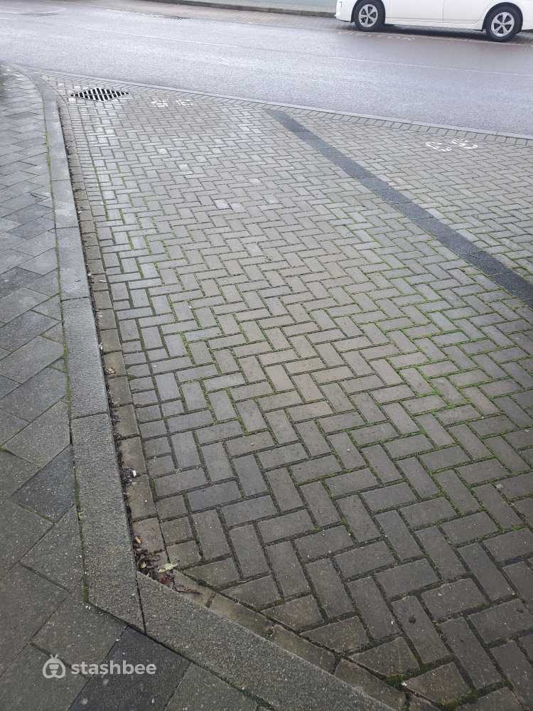 Parking Space to Rent in Barking, IG11