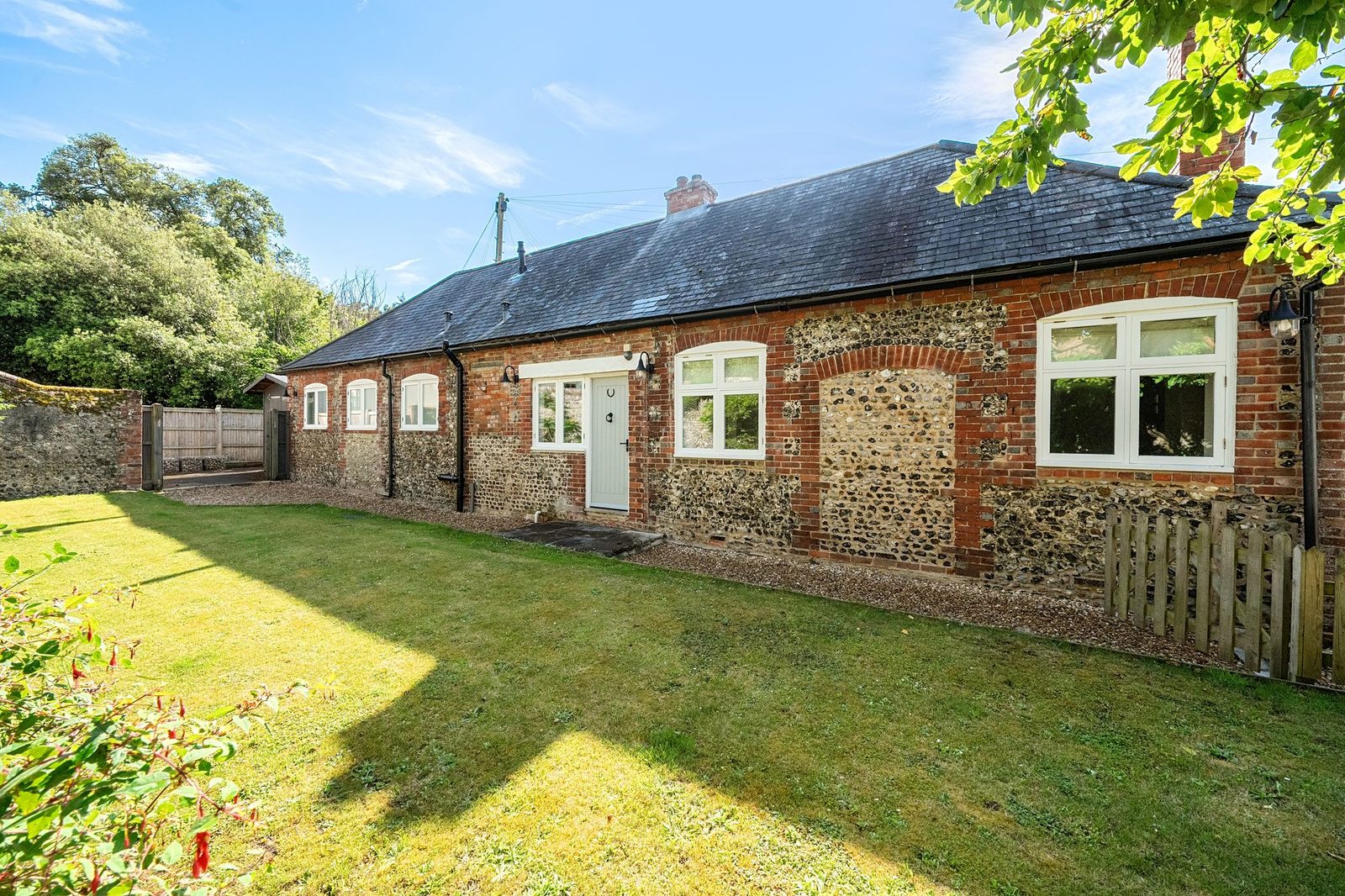 Mordington Cottage, 6 Mead Lane, Bognor Regis, PO22 8AP