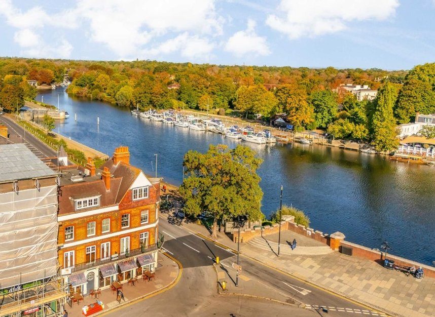 Bridge RoadEast Molesey, KT8