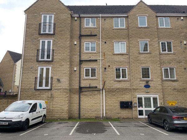 Parking on Baxter Mews, S6