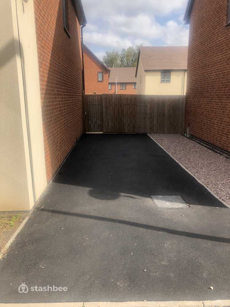 Parking Space to Rent in Smethwick, B66