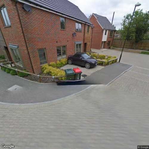 Parking Space to Rent in Crawley, RH11