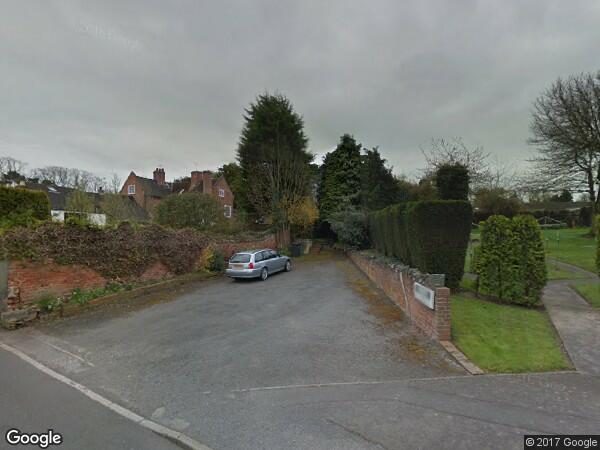 Driveway on London Road