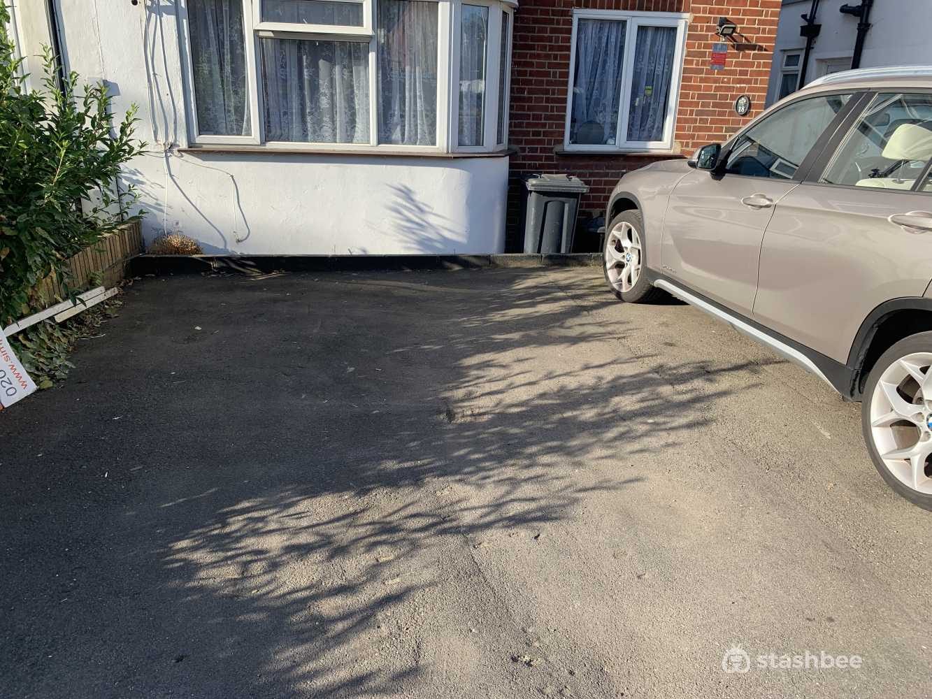 Parking Space to Rent in Hayes, UB3