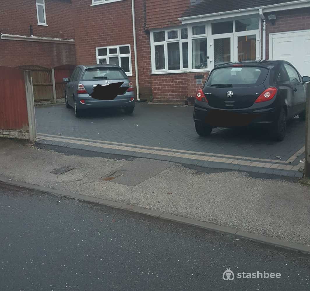 Parking Space to Rent in Solihull, B92