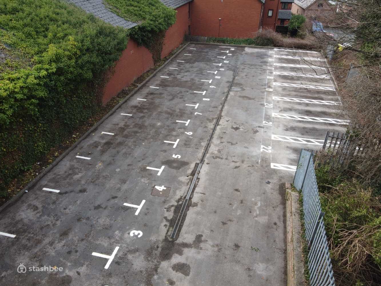 Parking Space to Rent in Chester, CH1