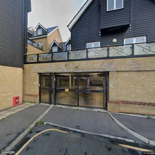 Parking Space to Rent in Hoddesdon, EN11