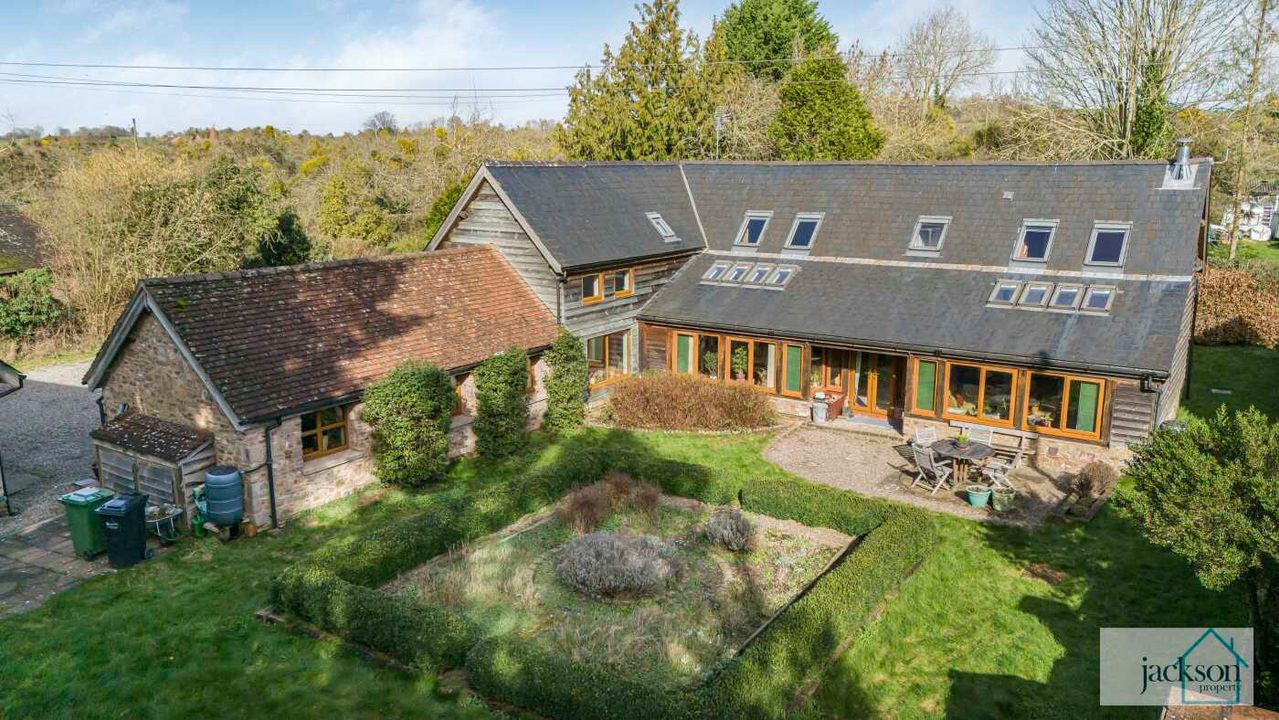 Property with over 3.5 Acres in Monkhide, Herefordshire