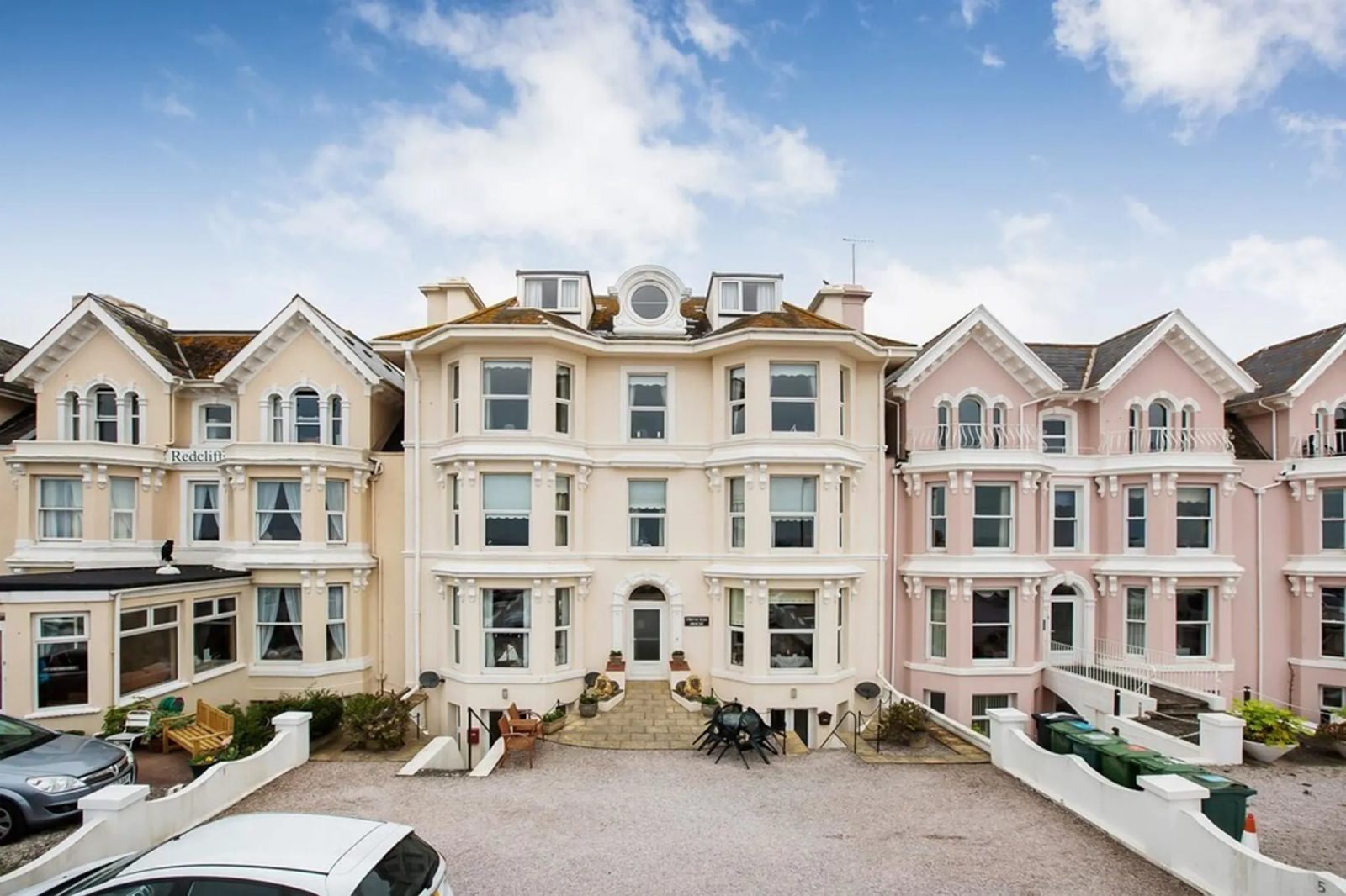 Chain free waterfront apartment, Teignmouth