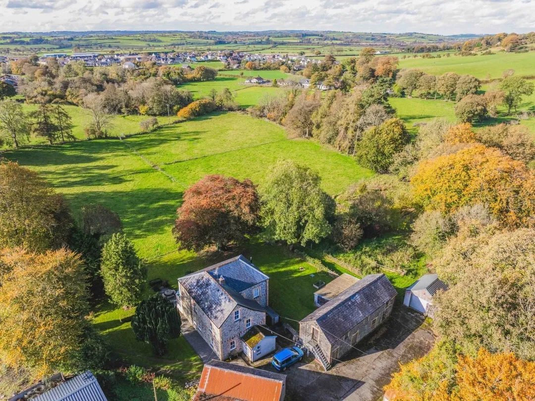Period smallholding, Tregaron