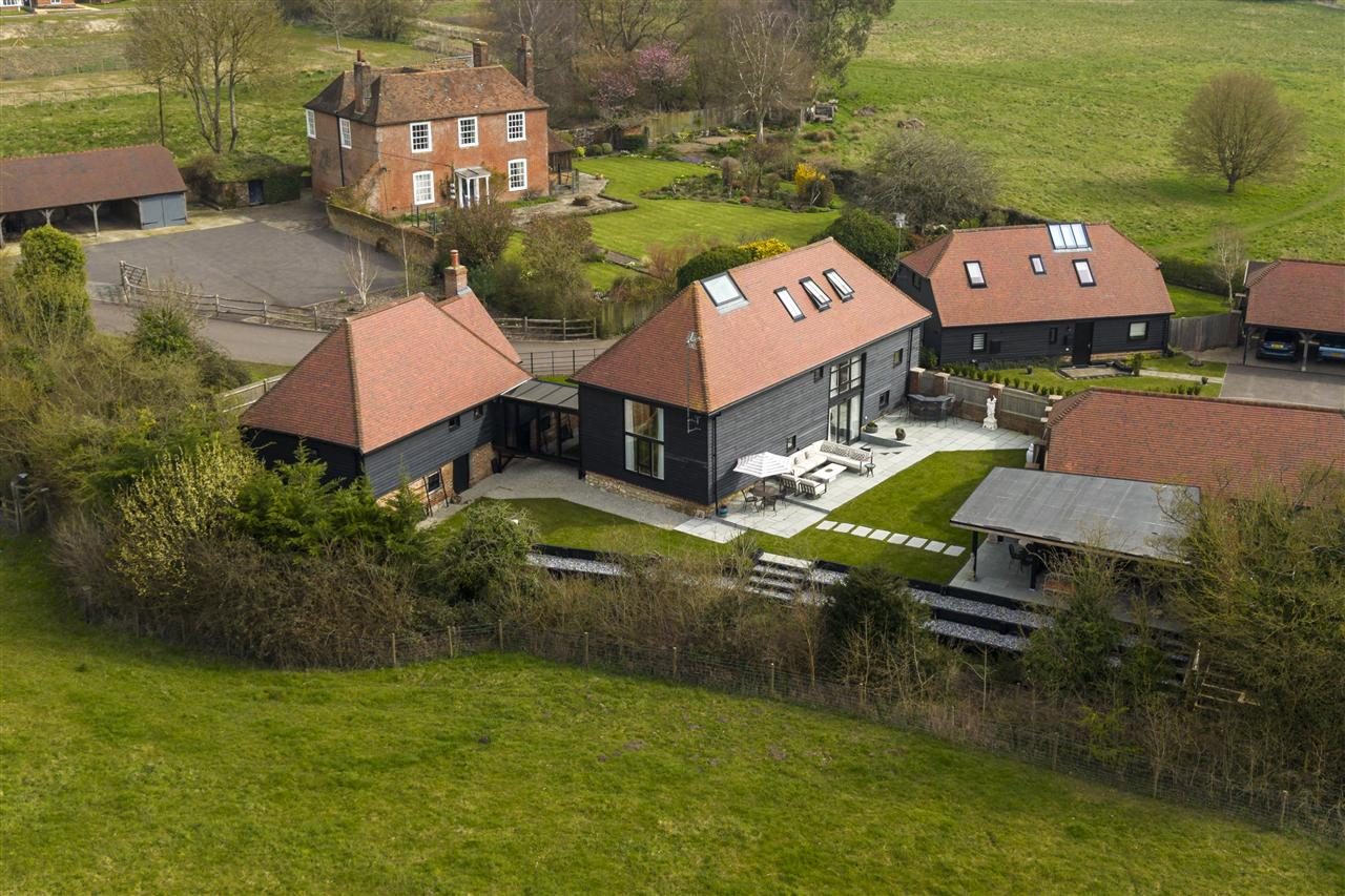 Chain free barn conversion, Tanyard Mri