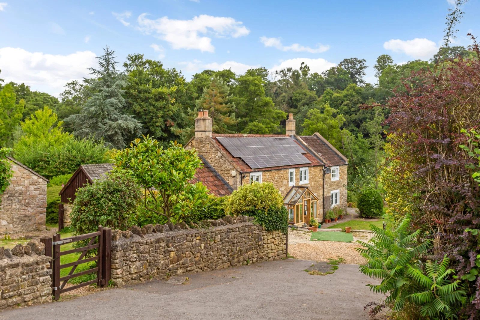 Friary, Freshford, Bath, BA2 7UE
