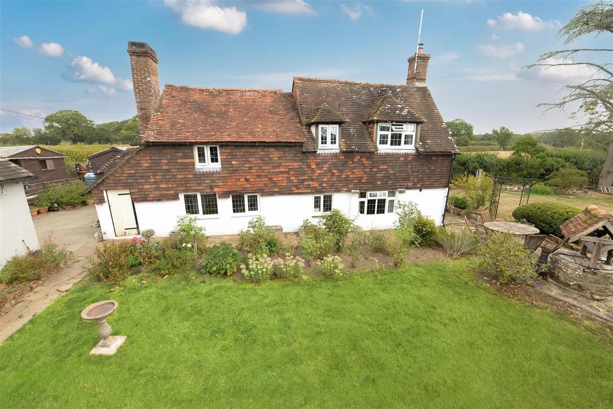 New Price - Shipley: period cottage
