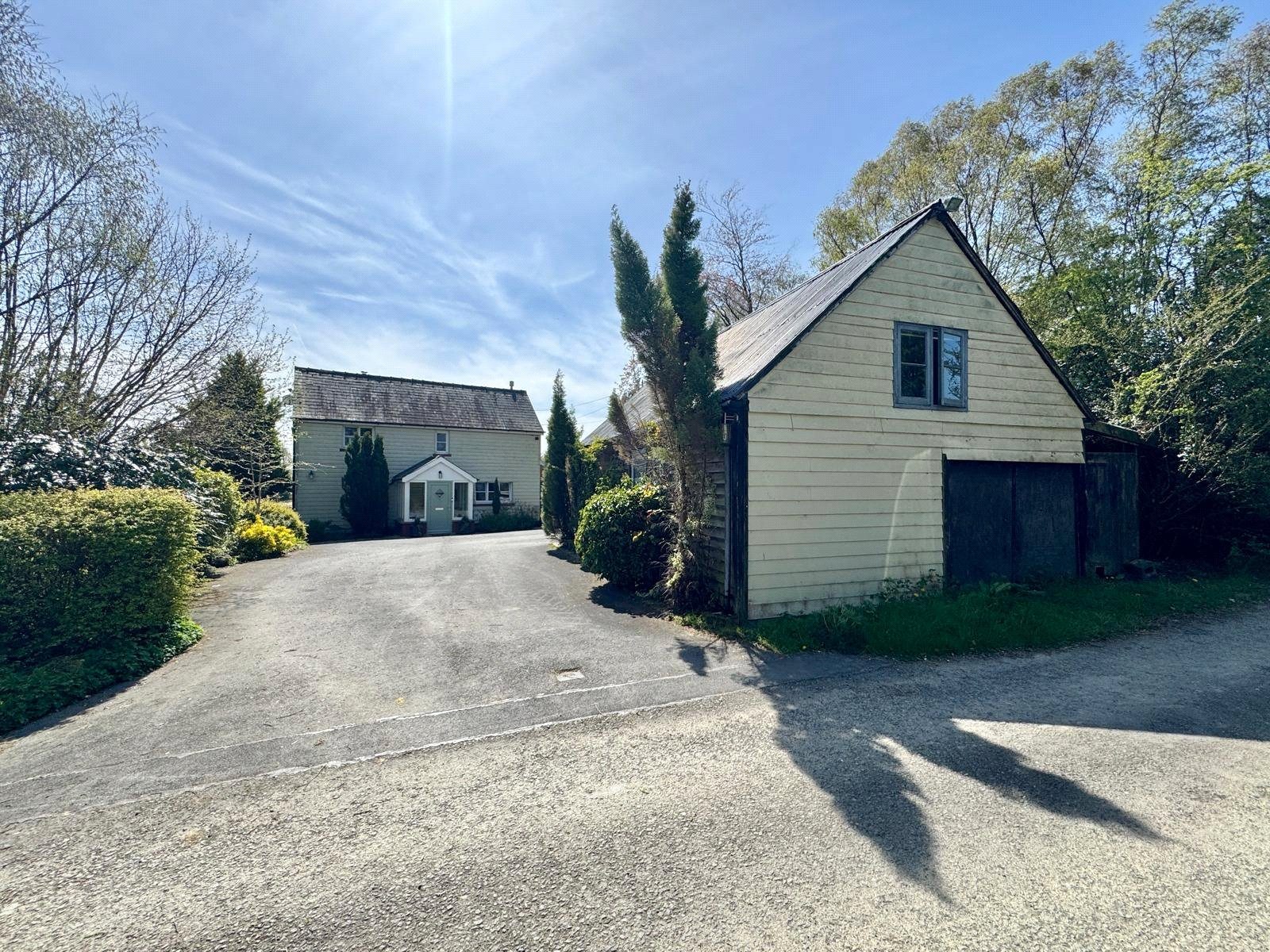 Llanyre, Llandrindod Wells, Powys, LD1 6EA