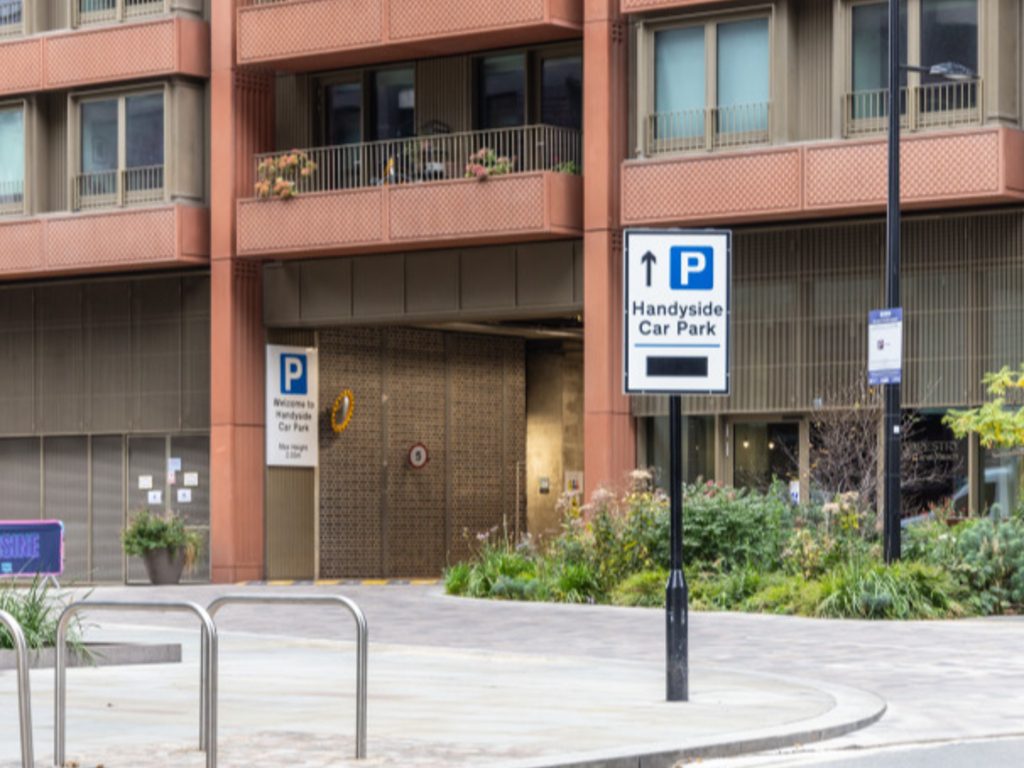 Car Park on Canal Reach