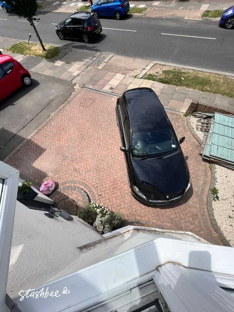 Parking Space to Rent in Leigh-on-sea, SS9