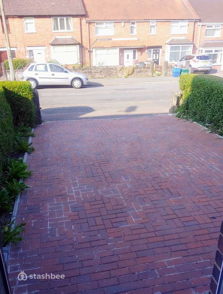 Parking Space to Rent in Stoke-on-trent, ST6