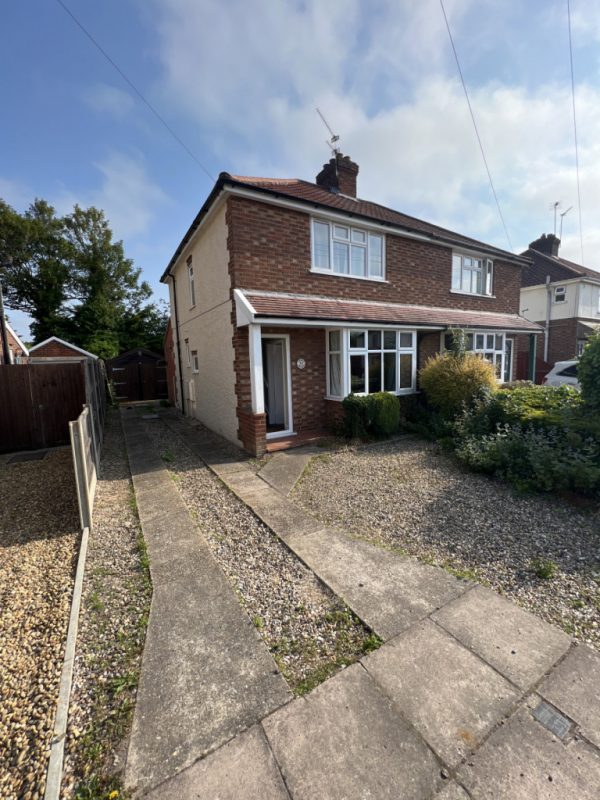 Parking on Spinney Road, NR7