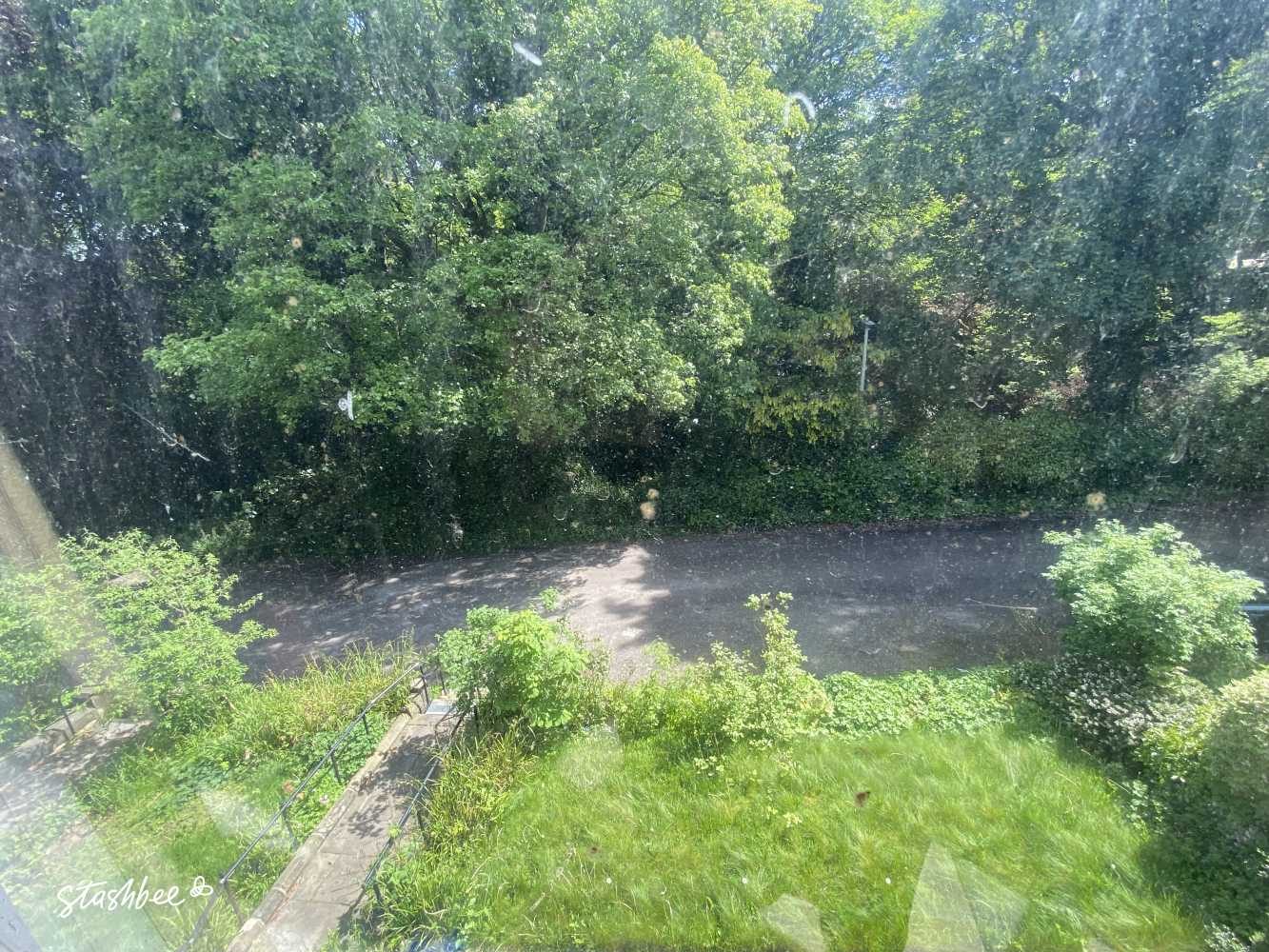 Parking Space to Rent in Bradford, BD8