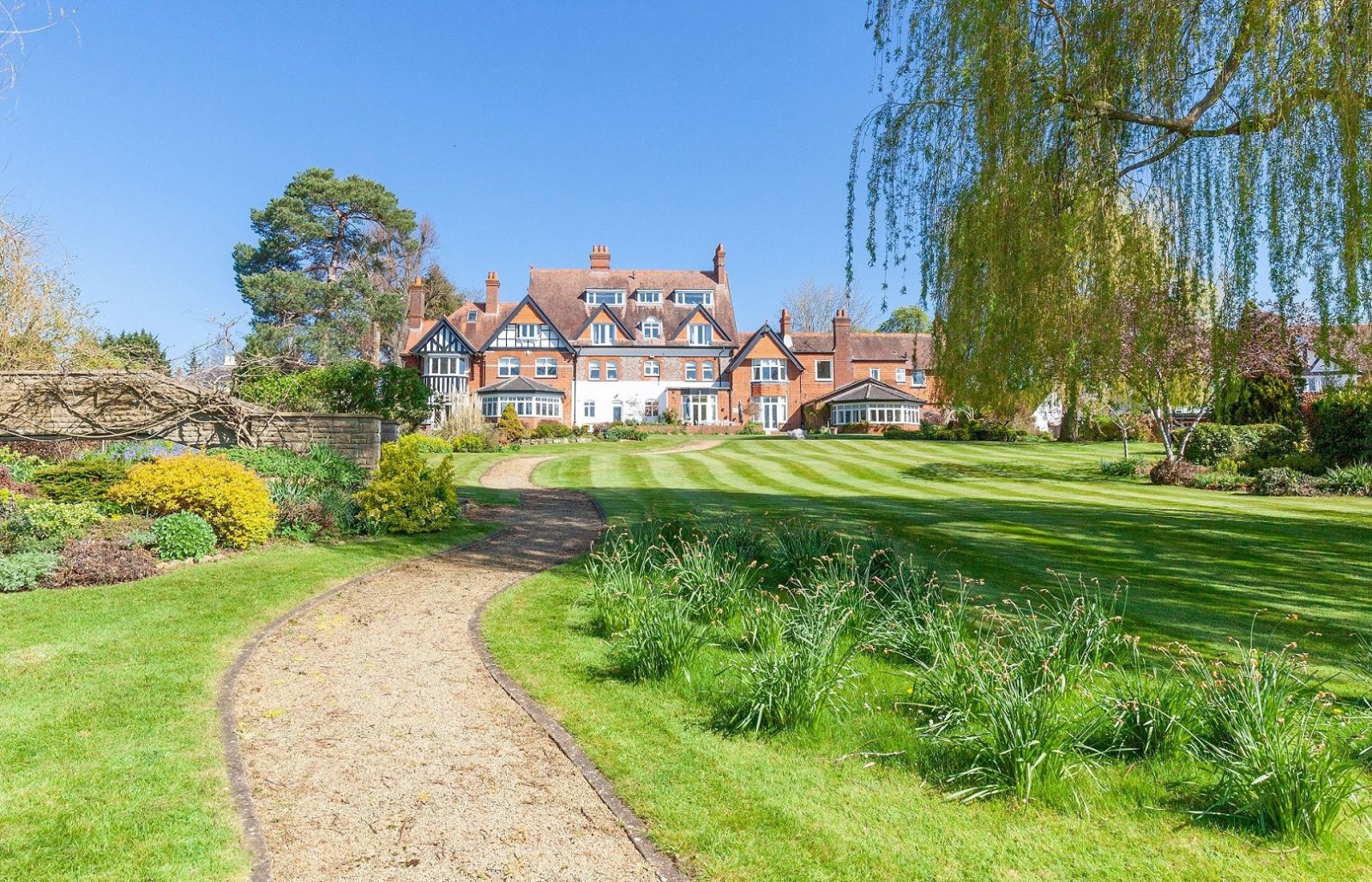 Burcot: country house