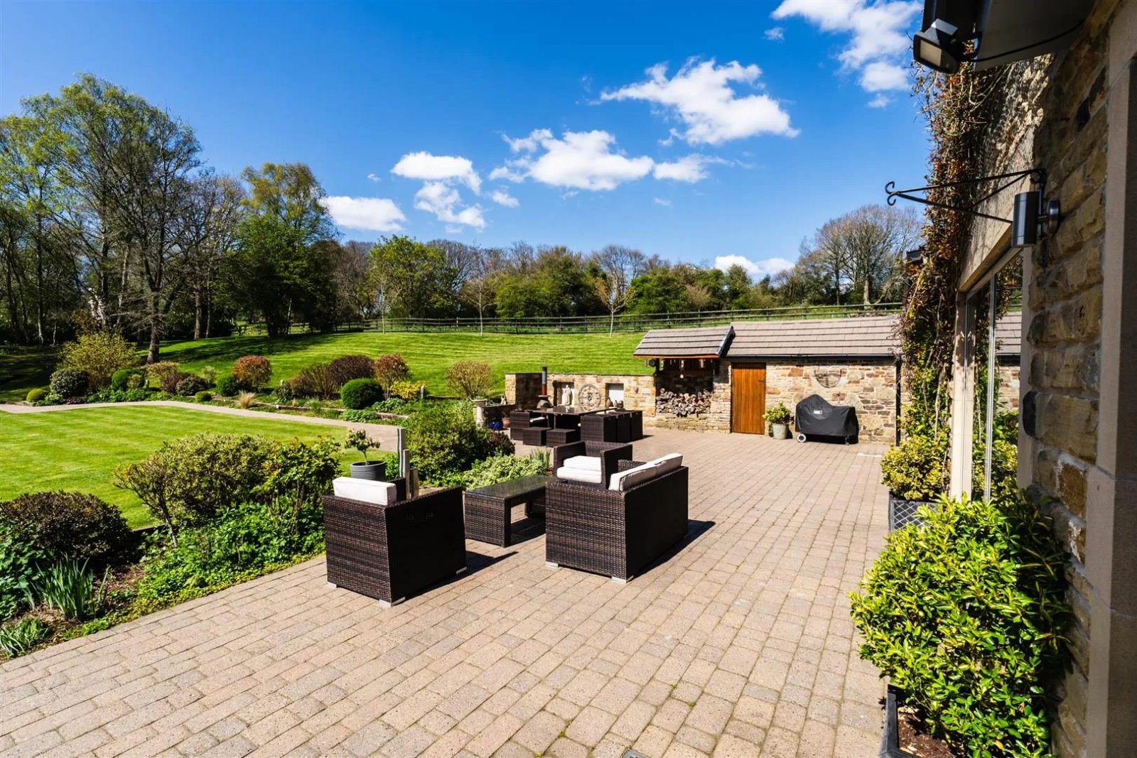 Cowley Lane, Holmesfield, Dronfield