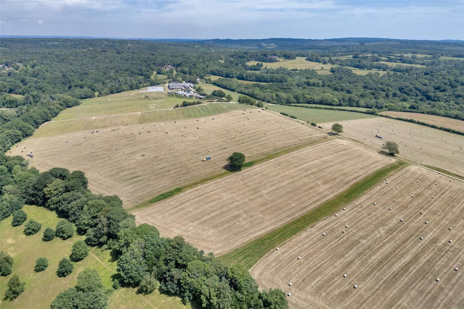 Uckfield: equestrian with outbuildings