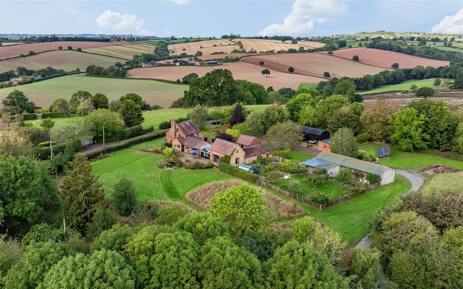 Bewdley: smallholding with outbuildings