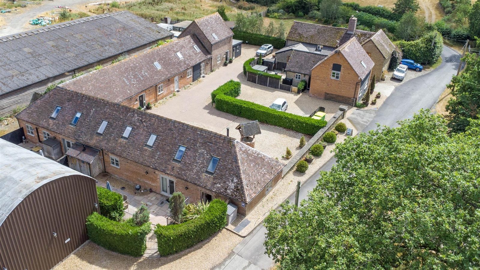 House with paddocks in Craven Arms