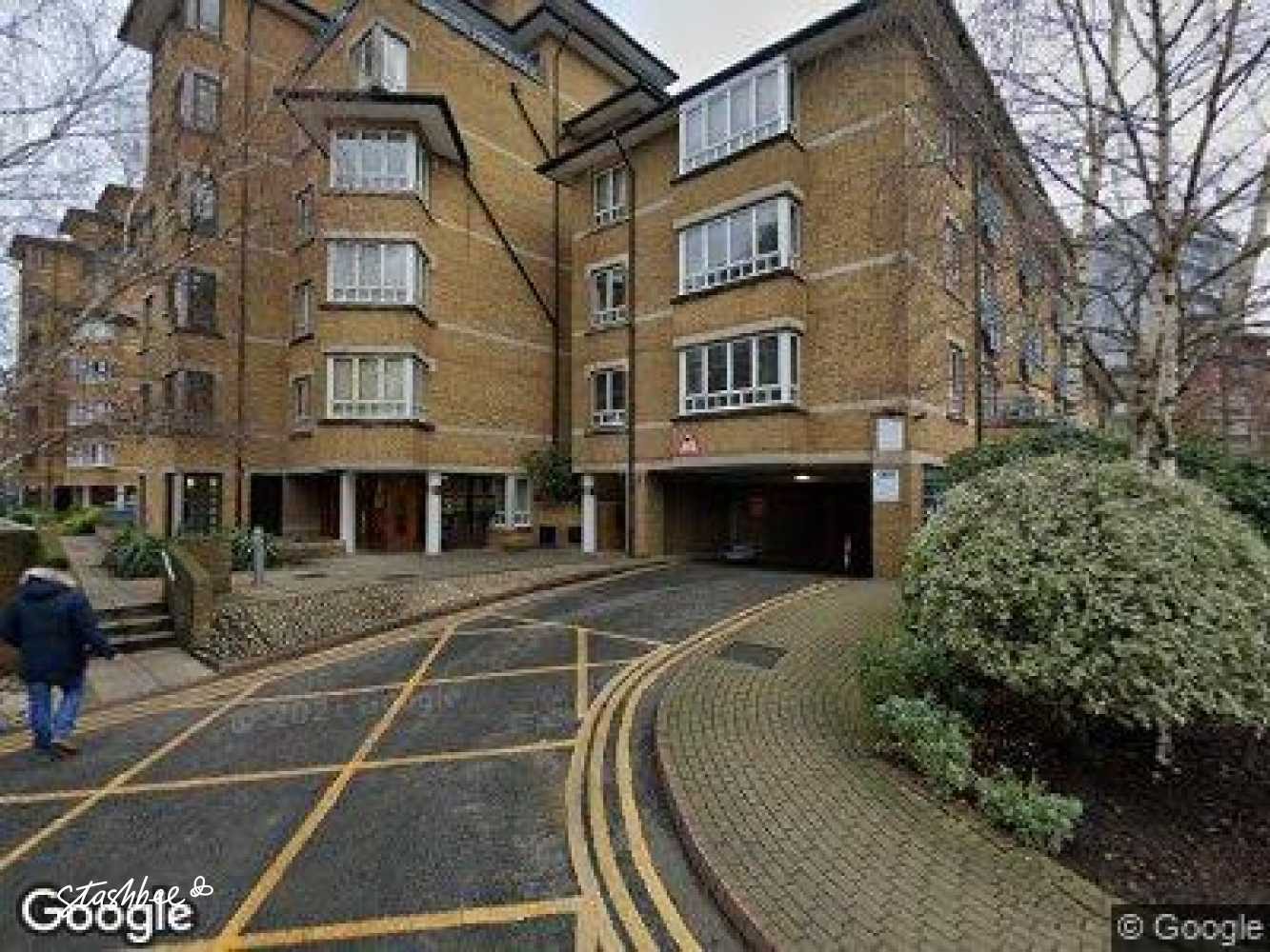 Parking Space to Rent in London, W9